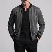Blouson zippé gris anthracite à col court, vue portée de face