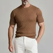 T-shirt maille argyle marron, vue portée de face