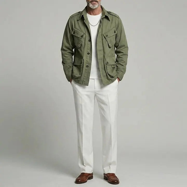 Veste utilitaire vert olive, vue portée en pied
