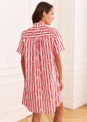 Robe rayée rouge fleurie