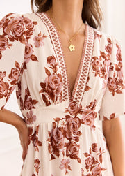 Robe fleurie chocolat fluide
