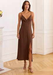 Robe longue chocolat épurée