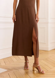 Robe longue chocolat épurée