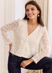 Blouse ivoire en dentelle