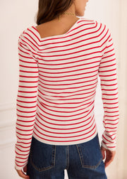 Pull blanc rayé rouge
