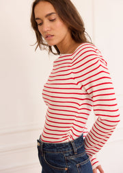 Pull blanc rayé rouge