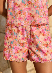 Short fleuri rose festonné