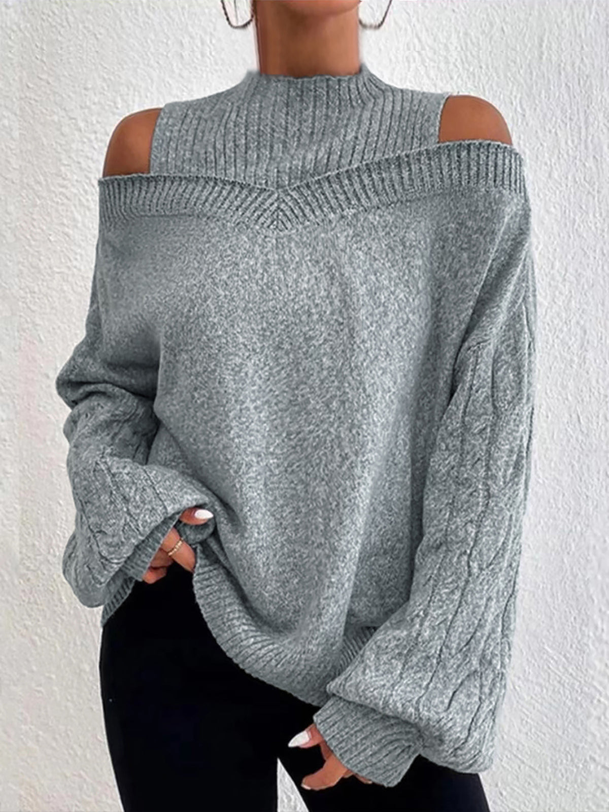 Pull col roulé Romane gris — vue portée de face