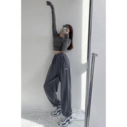 Pantalon de jogging taille haute Delphine gris foncé, vue portée de face
