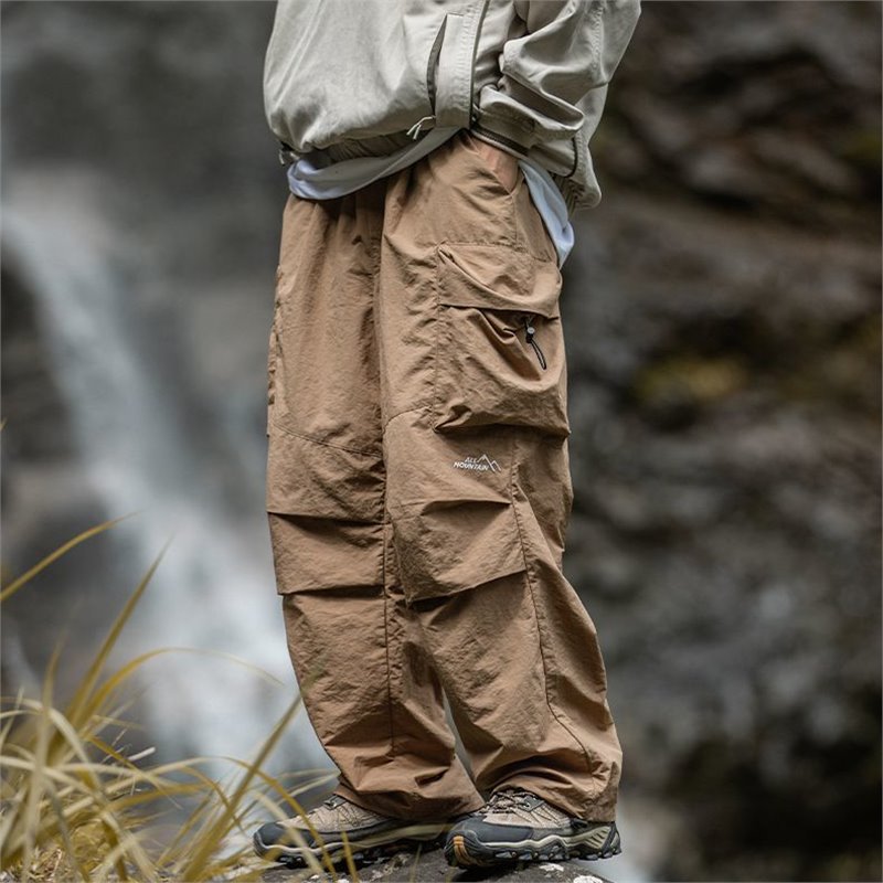 Pantalon cargo coupe ample