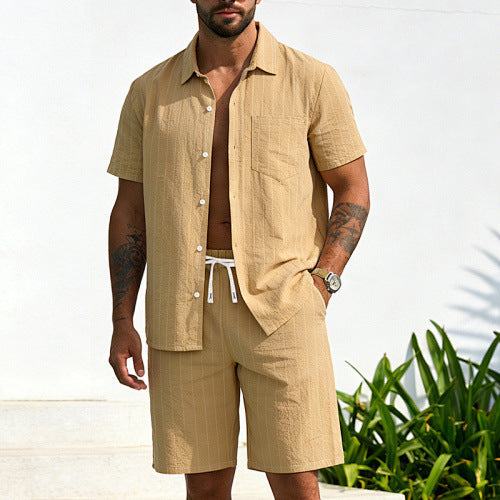 Ensemble chemise rayée et short droit