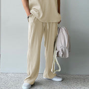 Ensemble sans manches pantalon ample beige — vue portée de profil, pantalon ample