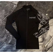 Veste respirante à manches longues noir — vue à plat, motif de dragon sur la manche