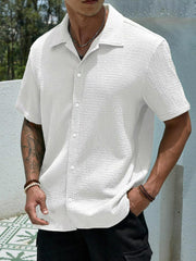 Chemise texturée boutonnée blanc — vue portée de trois-quarts