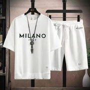 Ensemble short à imprimé Milano — blanc sur cintre, t-shirt et short assortis