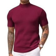 Pull uni en maille côtelée bordeaux — vue portée de face