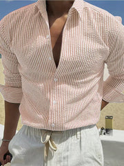 Chemise rayée beige et blanc, vue portée de face