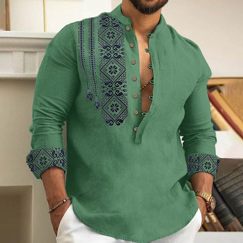 Chemise imprimée ethnique verte, vue portée de face