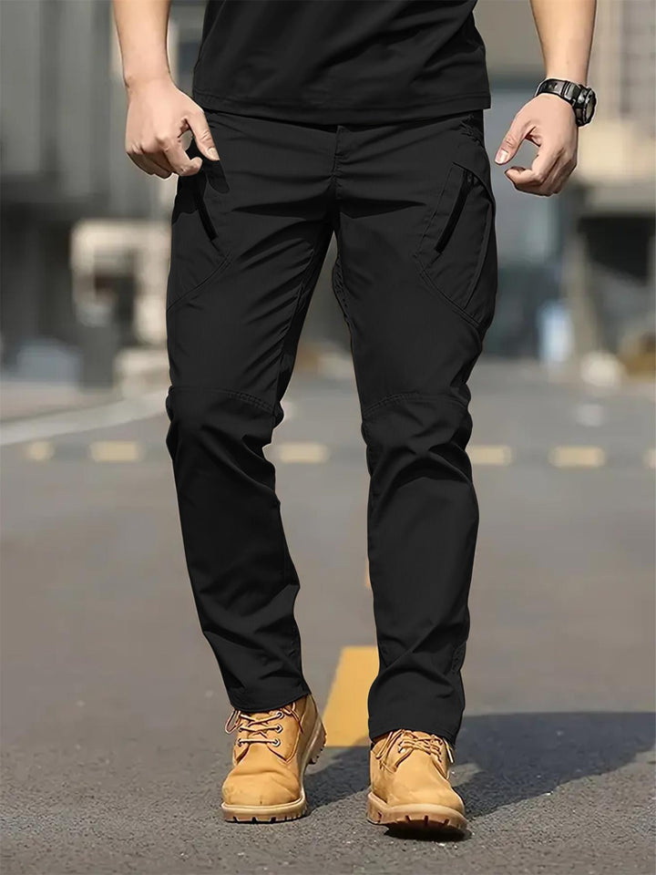 Pantalon cargo à poches à rabat