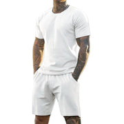 Ensemble de sport avec t-shirt — blanc porté de face, coupe droite