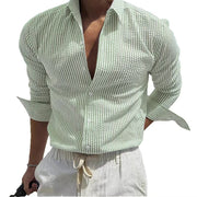 Chemise rayée vert clair et blanc, vue portée de face