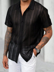 Chemise semi-transparente à manches courtes noir — vue portée de trois-quarts, plan taille