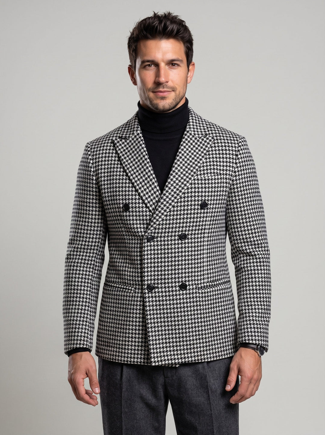 Blazer croisé pied-de-poule noir et blanc, vue portée de face