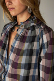 Blouse à carreaux
