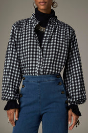 Blouse à petits carreaux vichy — vue de trois-quarts portée