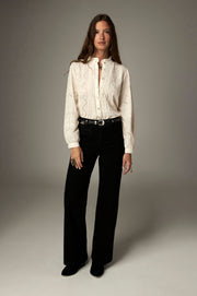 Blouse brodée à col officier