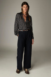 Blouse bleu nuit imprimée