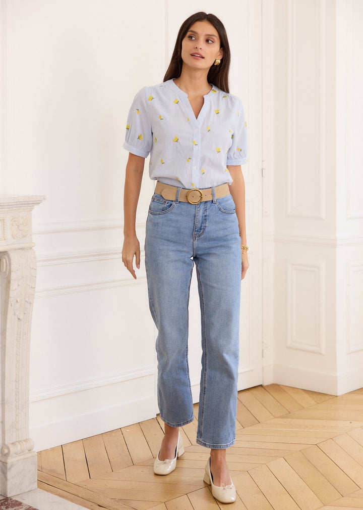 Blouse bleue à citrons brodés
