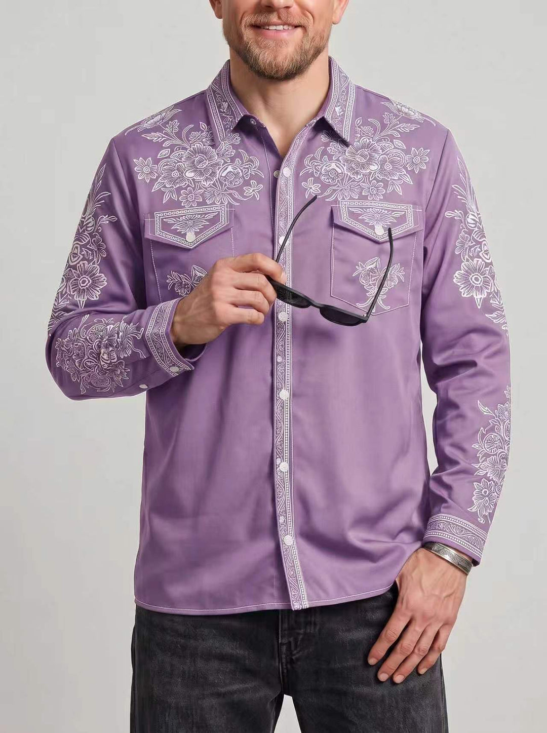 Chemise à motifs contrastés — vue complémentaire du produit.