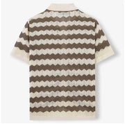 Polo maille ajourée ondulée marron, beige et blanc — vue à plat, de dos
