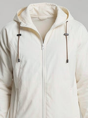 Ensemble veste capuche short — détail de l’ourlet