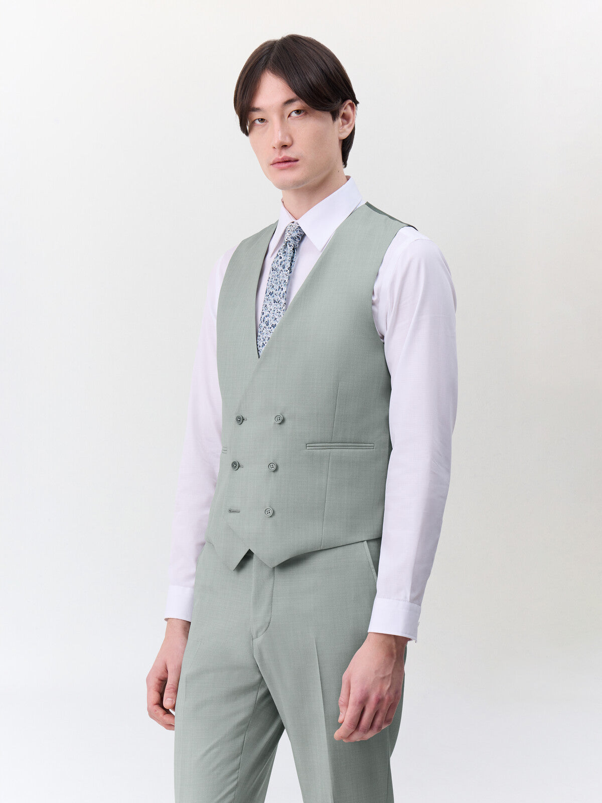 Gilet croisé vert d'eau — vue portée de face, en pied