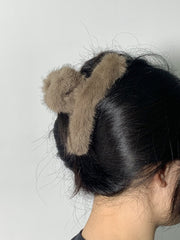 Pince à cheveux fourrure