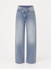 Jean taille haute jambe large bleu clair, pièce seule, vue de face