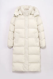 Manteau long matelassé beige clair, vue de face