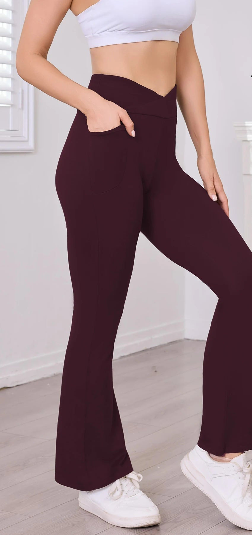 Legging flare à poches Oriane bordeaux, vue portée de face