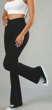 Legging flare Sidonie à taille croisée noir, vue portée de face