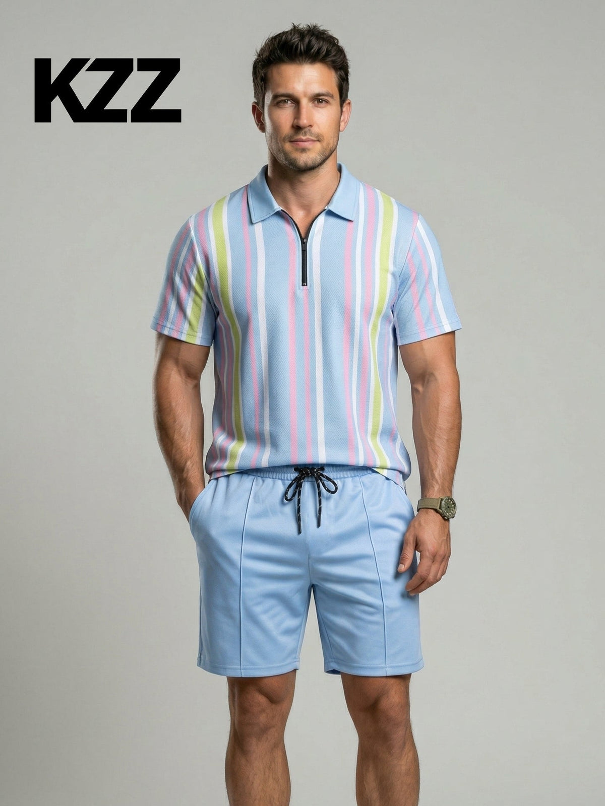 Ensemble polo rayé zippé short — porté en pied de face, polo rayé bleu ciel, rose et vert