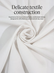 Ensemble chemise et short vacances — gros plan du tissu blanc drapé