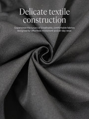 Short cargo à rabats noir — gros plan du tissu