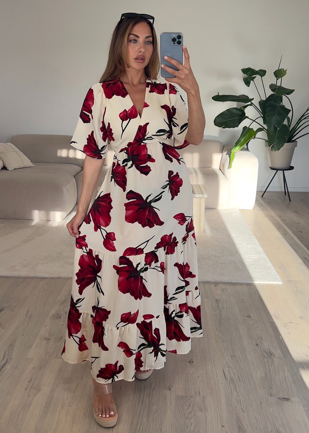 Robe longue fleurs rouges