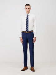 Pantalon regular bleu indigo — détail du col. Soniel Paris.