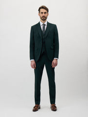Pantalon coupe classique vert bouteille — vue portée en pied, avec gilet assorti