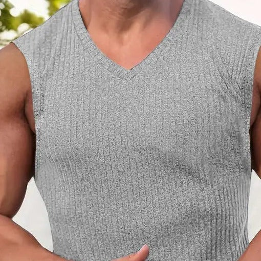 Pull sans manches à reliefs verticaux — détail de la matière