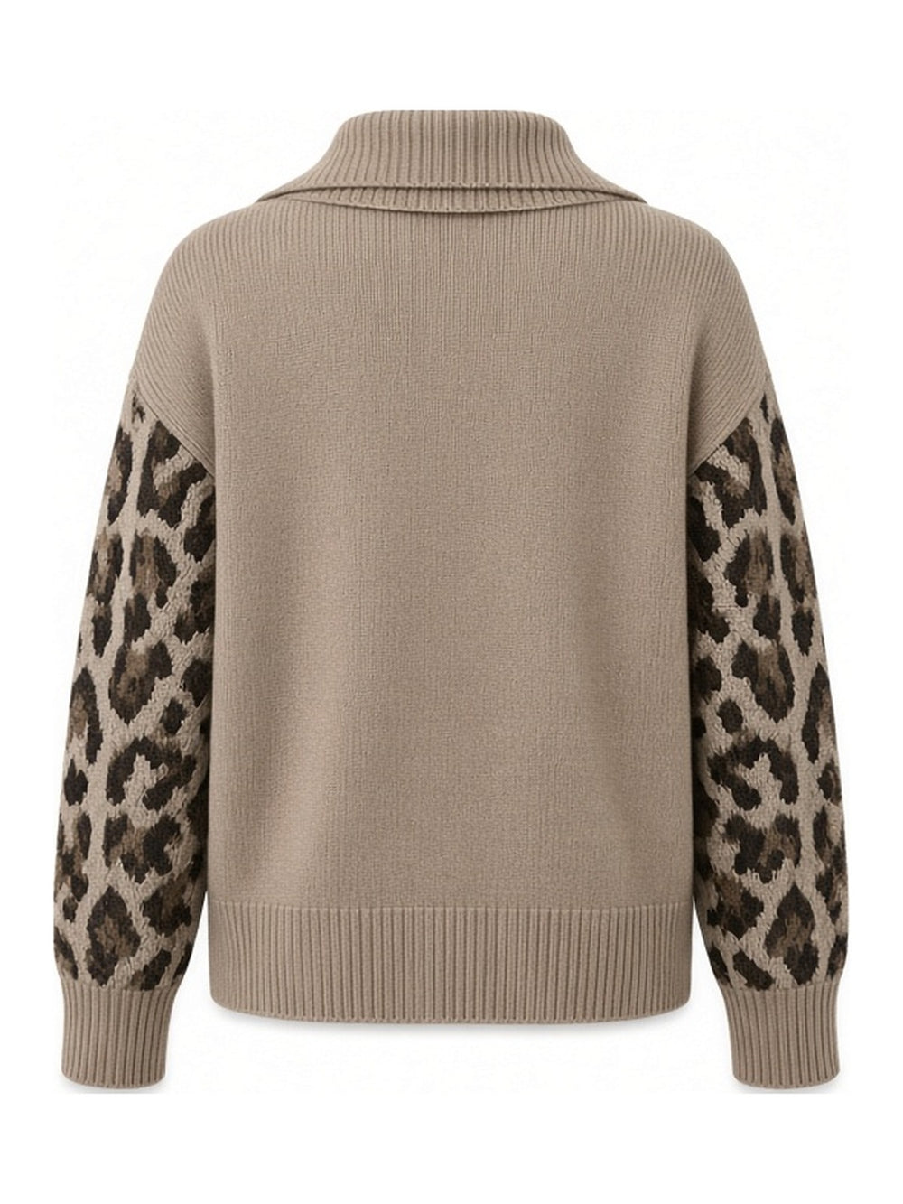 Pull taupe à manches léopard, vue de dos