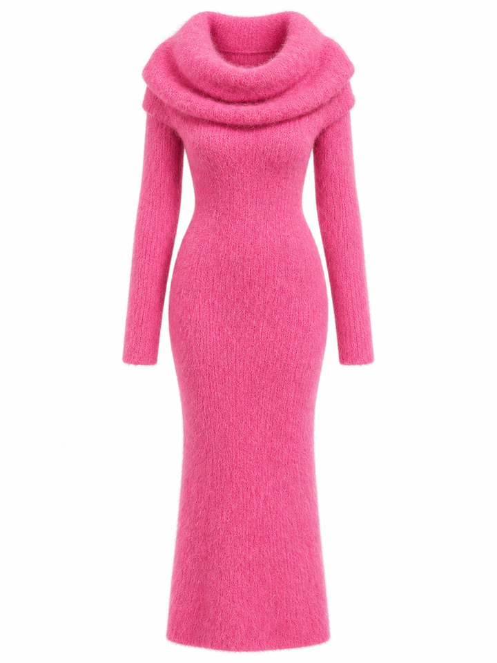 Robe longue rose à col drapé, pièce isolée vue de face